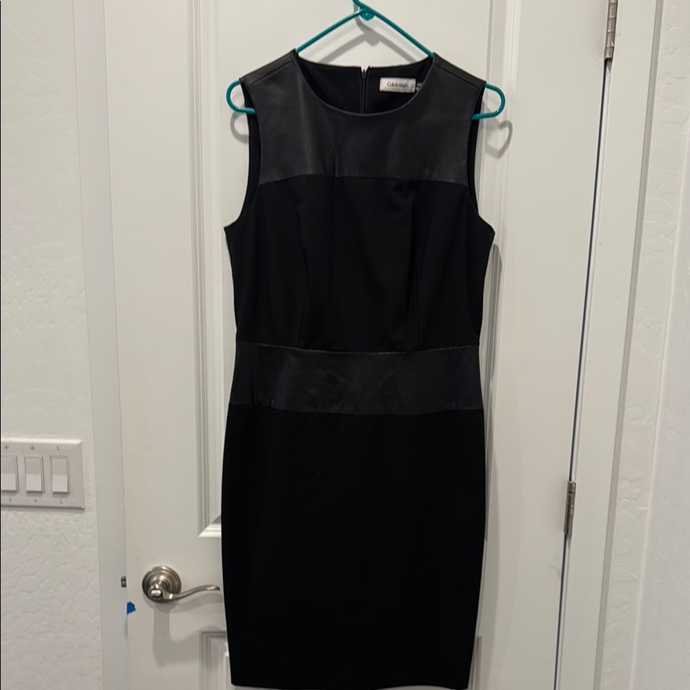 Calvin Klein Black Sleeveless Sheath Mini Dress